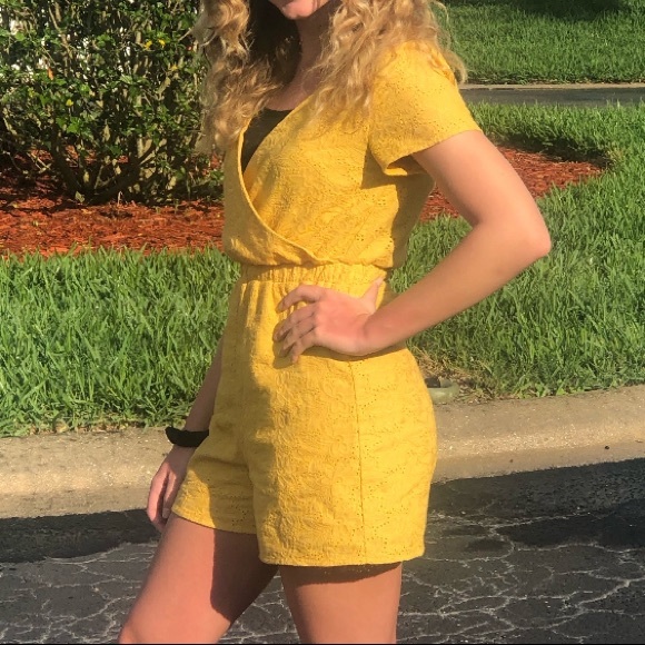 Yellow Miami Floral Romper - Picture 3 of 4